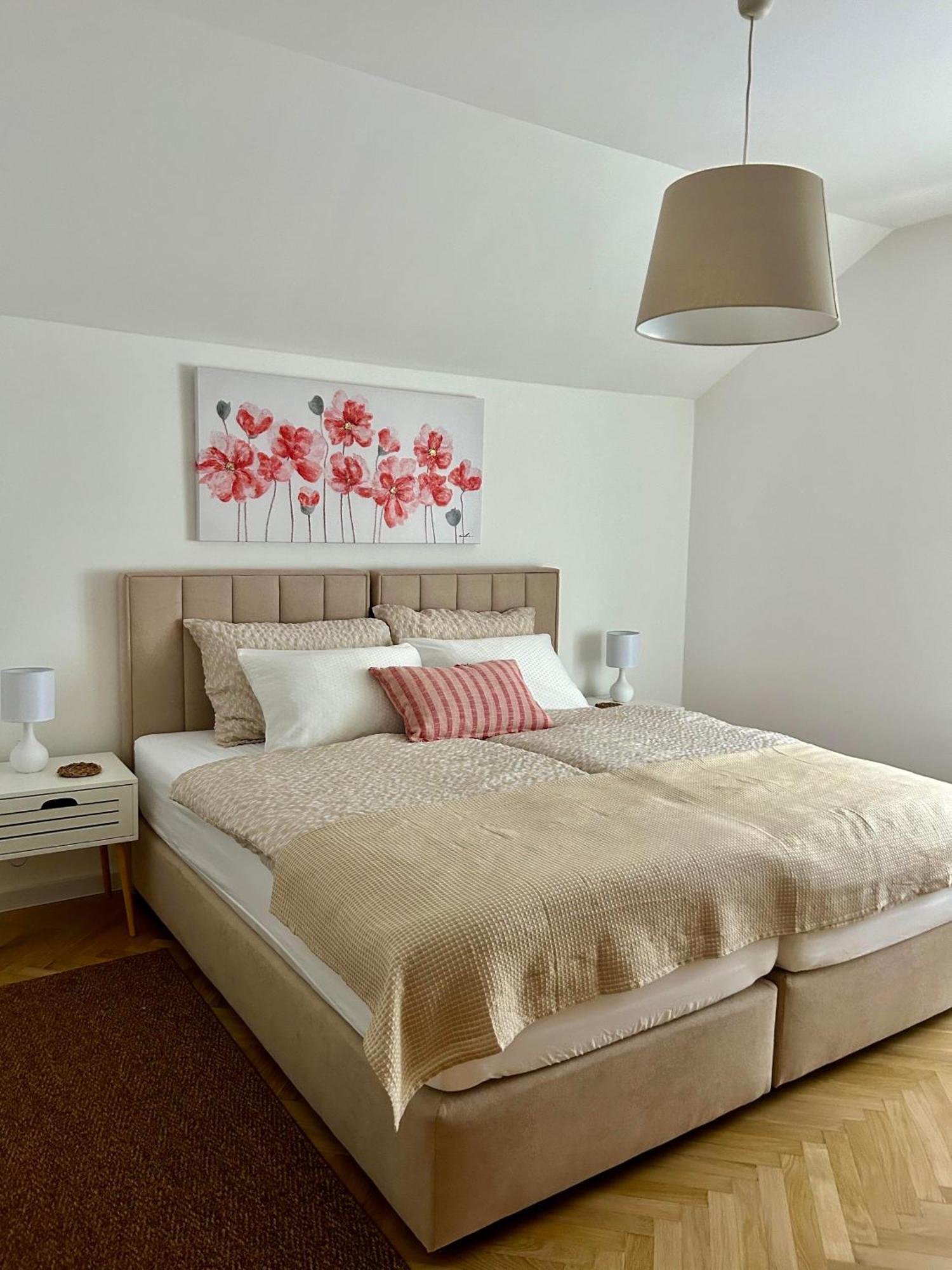 Apartman Tony Deluxe Near Zagreb Airport Velika Gorica Exterior photo